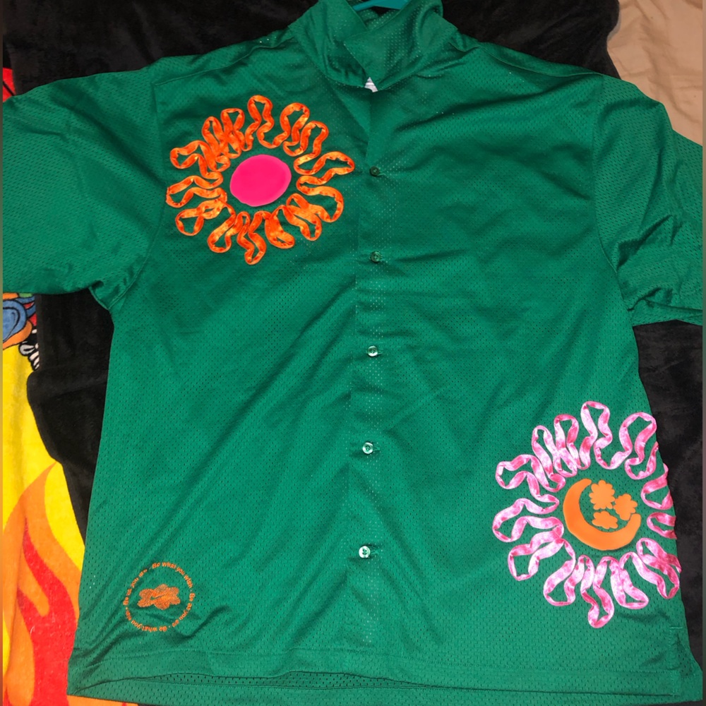 Nike shirt